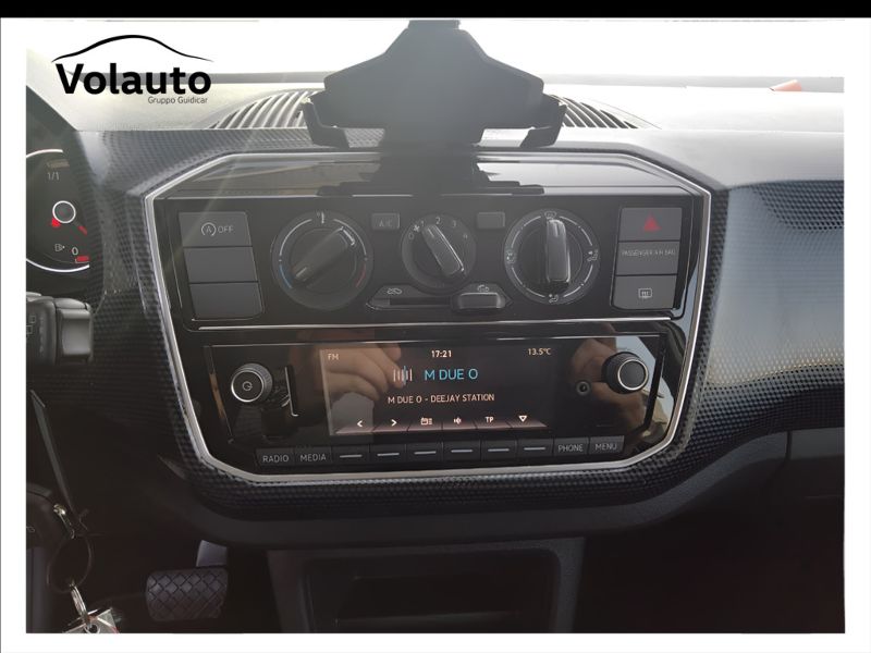 GuidiCar - VOLKSWAGEN up! 2017 up! 5p 1.0 Move up! 60cv asg Usato