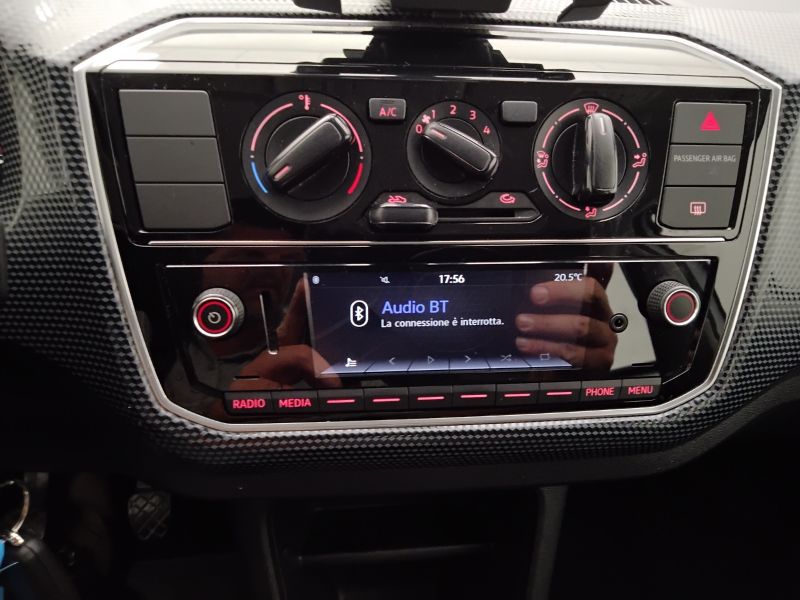 GuidiCar - VOLKSWAGEN up! 2018 up! 5p 1.0 Move up! 60cv Usato