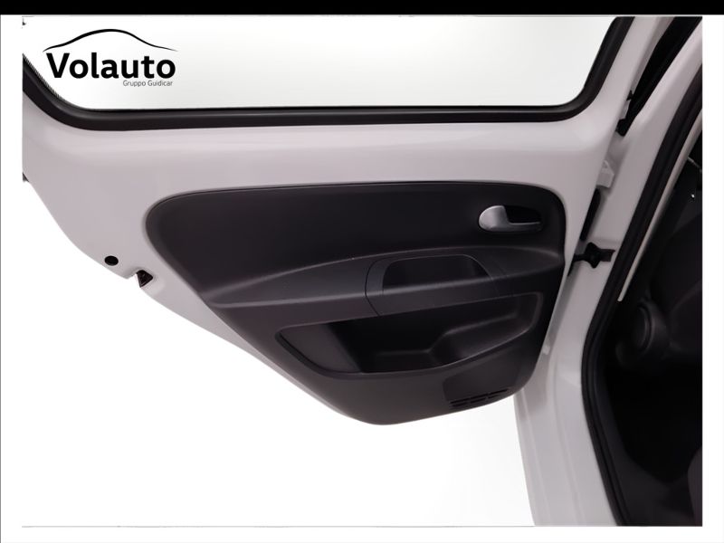 GuidiCar - VOLKSWAGEN up! 2018 up! 5p 1.0 Move up! 60cv Usato