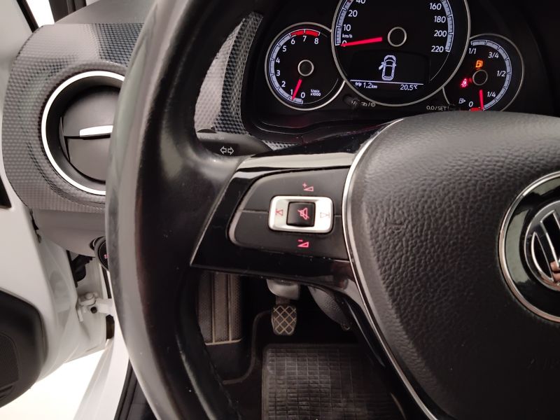 GuidiCar - VOLKSWAGEN up! 2018 up! 5p 1.0 Move up! 60cv Usato