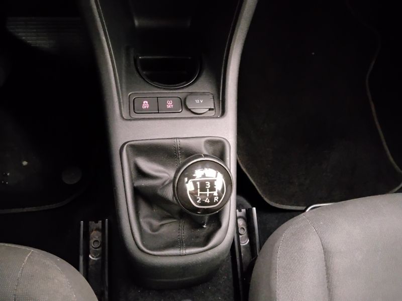 GuidiCar - VOLKSWAGEN up! 2018 up! 5p 1.0 Move up! 60cv Usato