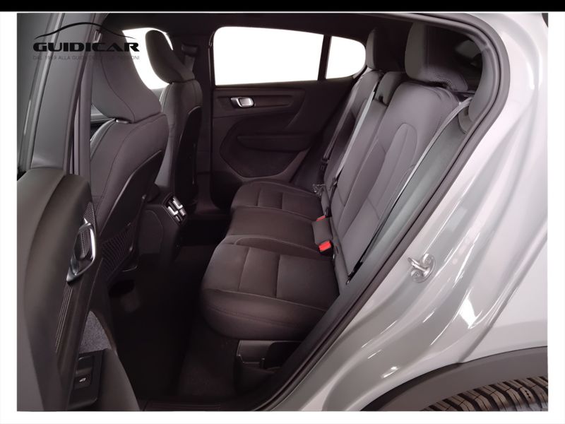 GuidiCar - VOLVO C40 1 C40 single motor extend.range Core rwd Nuovo