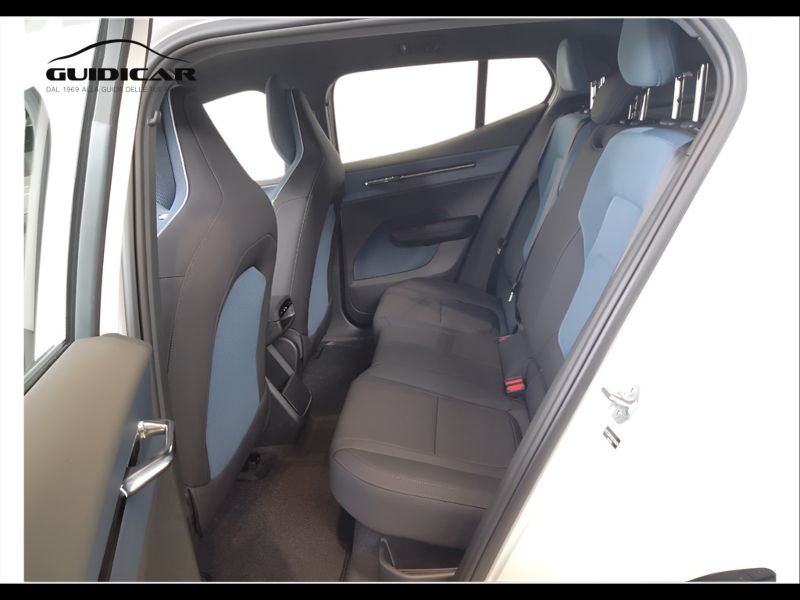 GuidiCar - VOLVO EX30 1 EX30 Single Motor Plus rwd Nuovo