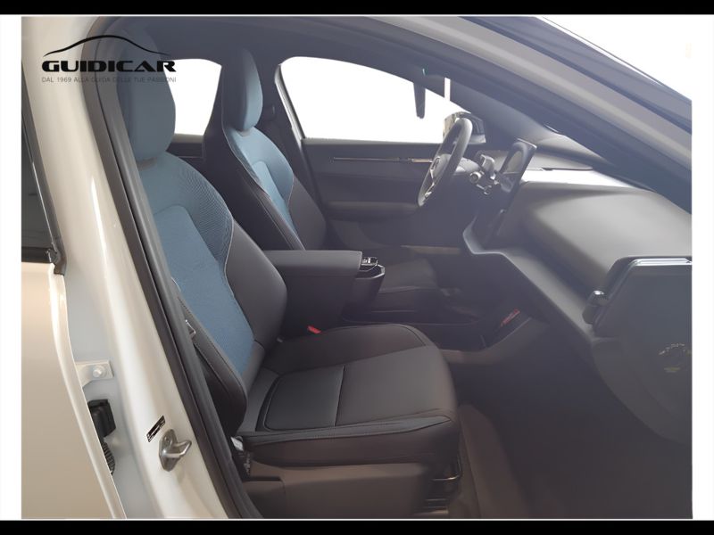 GuidiCar - VOLVO EX30 1 EX30 Single Motor Plus rwd Nuovo