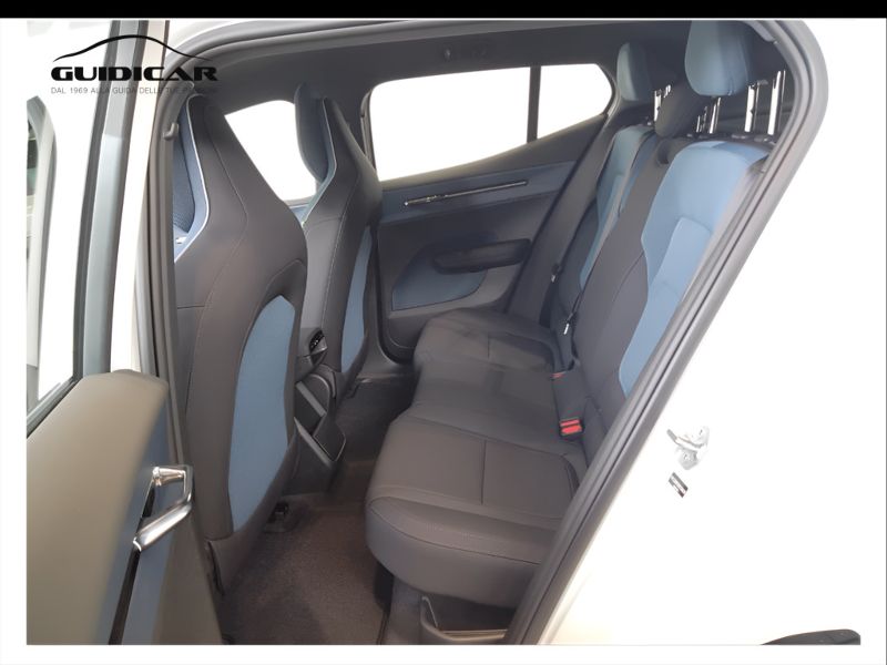 GuidiCar - VOLVO EX30 1 EX30 Single Motor Plus rwd Nuovo