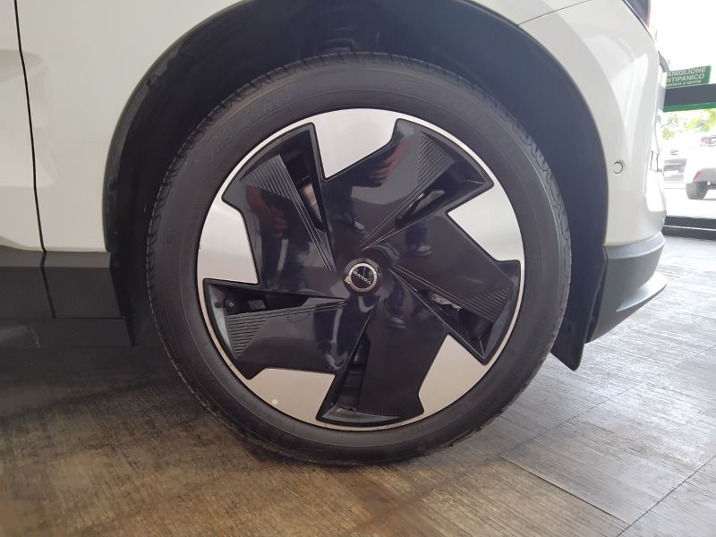GuidiCar - VOLVO EX30 2023 EX30 Twin Motor Performance Ultra awd Aziendale