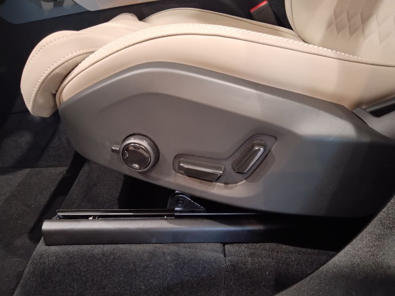 GuidiCar - VOLVO Nuova XC90 1 Nuova XC90 Plus Bright B5 AWD AUT Nuovo
