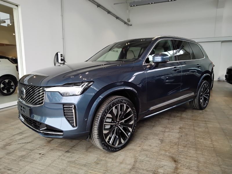 GuidiCar - VOLVO Nuova XC90 1 Nuova XC90 Ultra Bright B5 AWD AUT Nuovo