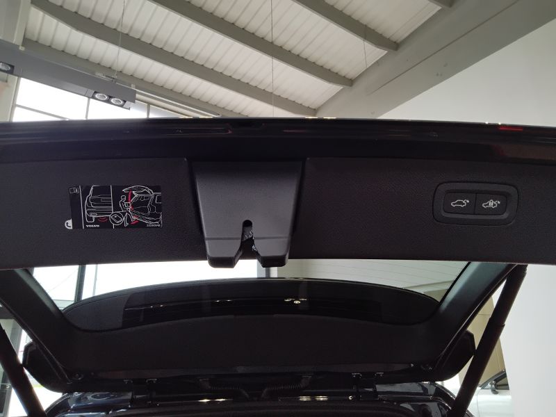 GuidiCar - VOLVO XC90 1 XC90 2.0 b5 Ultra Bright awd 7p.ti auto Nuovo