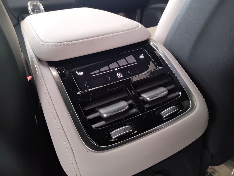 GuidiCar - VOLVO XC90 1 XC90 2.0 t8 phev Ultra Bright awd 7p.ti auto Nuovo