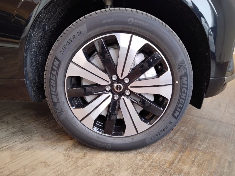 GuidiCar - VOLVO XC60 1 N.XC60 Recharge Plus Bright T6 AWD AUT Nuovo