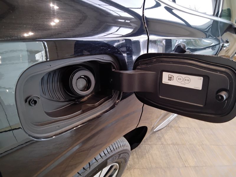 GuidiCar - VOLVO XC60 1 N.XC60 Recharge Plus Bright T6 AWD AUT Nuovo
