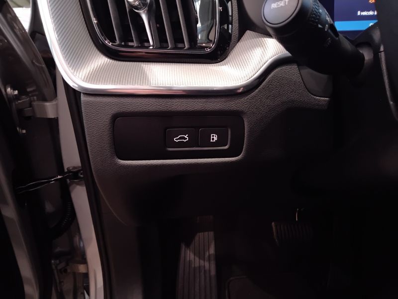 GuidiCar - VOLVO N.XC60 1 N.XC60 Recharge Plus Dark T6 AWD AUT Nuovo