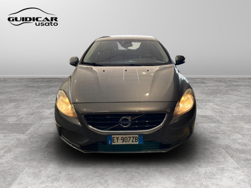 GuidiCar - VOLVO V40 2015 V40 1.6 d2 Business Edition Usato