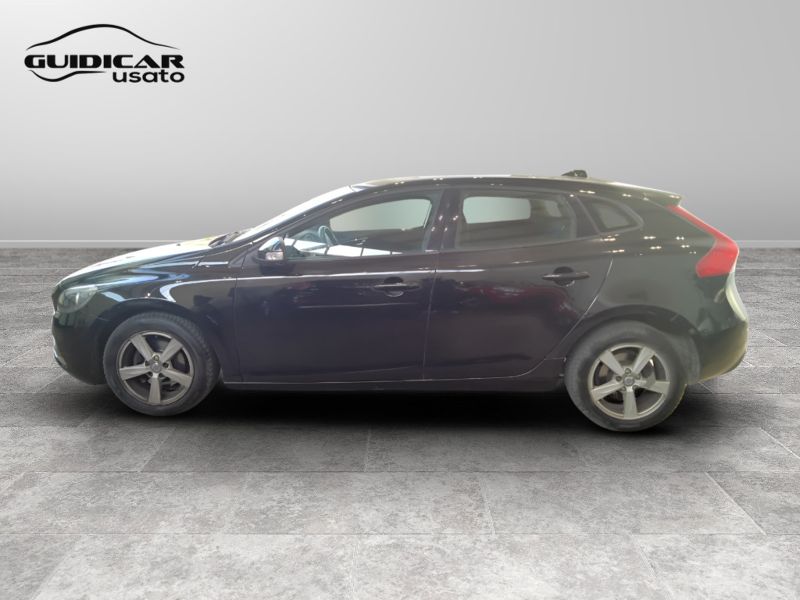 GuidiCar - VOLVO V40 2015 V40 1.6 d2 Business Edition Usato