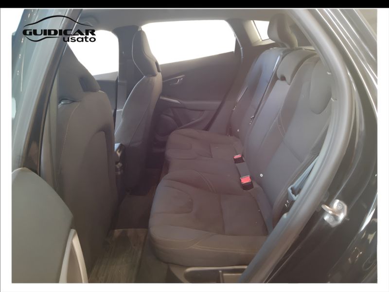 GuidiCar - VOLVO V40 2015 V40 1.6 d2 Business Edition Usato