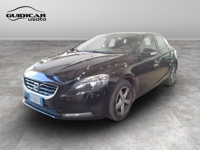 GuidiCar - VOLVO V40 2015 V40 1.6 d2 Business Edition Usato