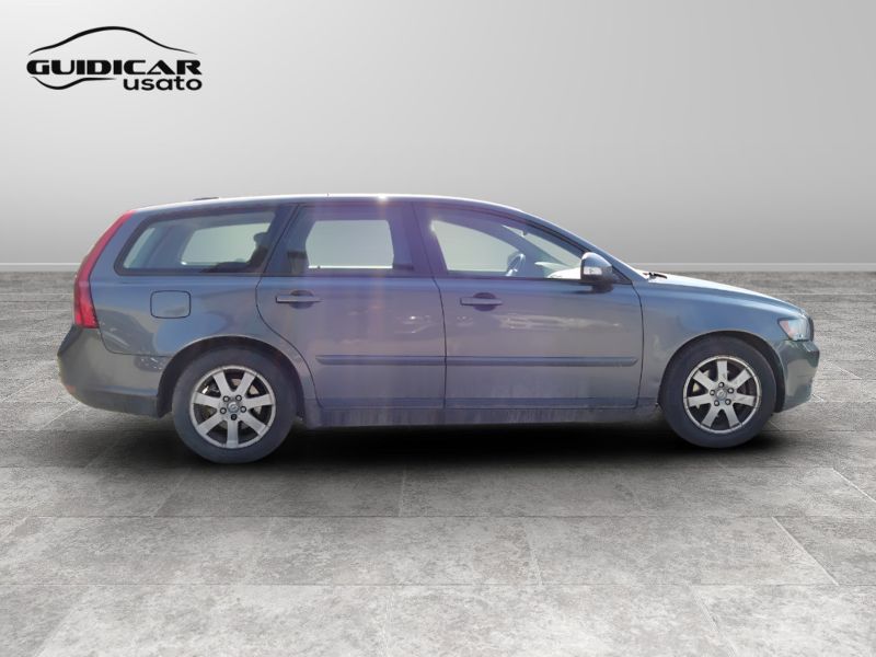 GuidiCar - VOLVO V50 2010 V50 1.6d drive Polar Usato