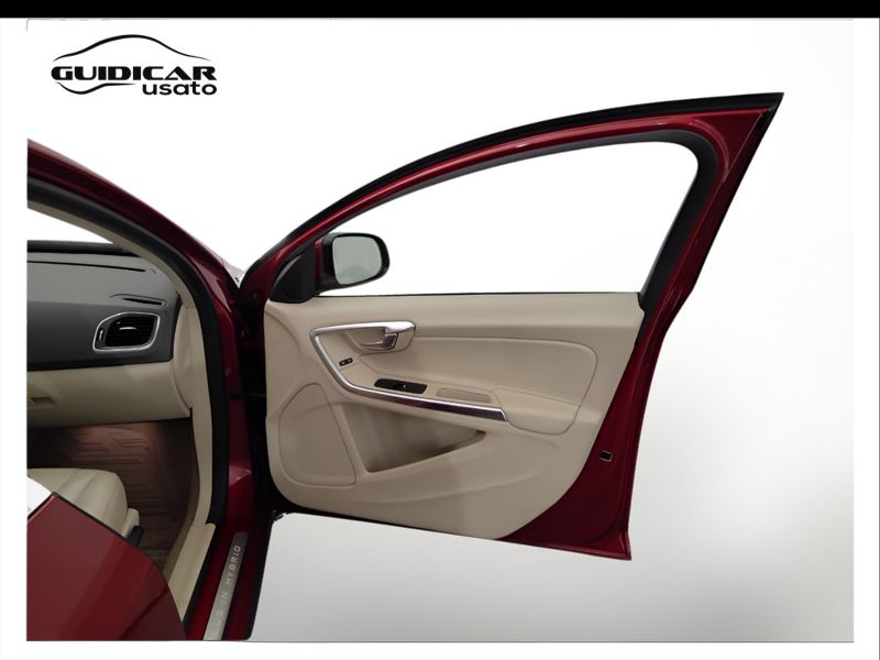 GuidiCar - VOLVO V60 2014 V60 2.4 d6 phev awd geatronic Usato