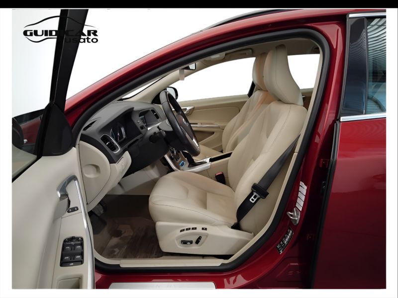 GuidiCar - VOLVO V60 2014 V60 2.4 d6 phev awd geatronic Usato