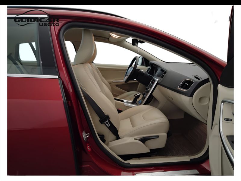 GuidiCar - VOLVO V60 2014 V60 2.4 d6 phev awd geatronic Usato