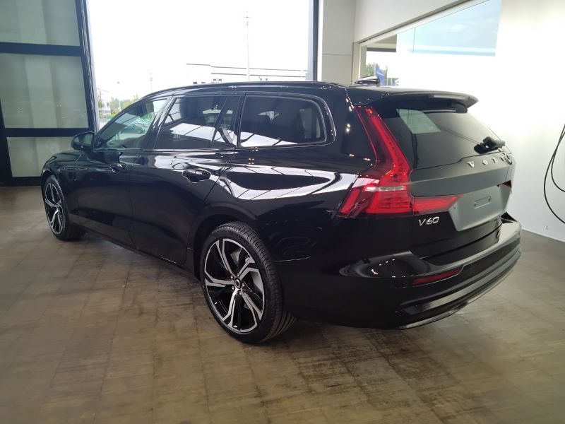 GuidiCar - VOLVO V60 1 V60 PLUS DARK B4 AUT Nuovo