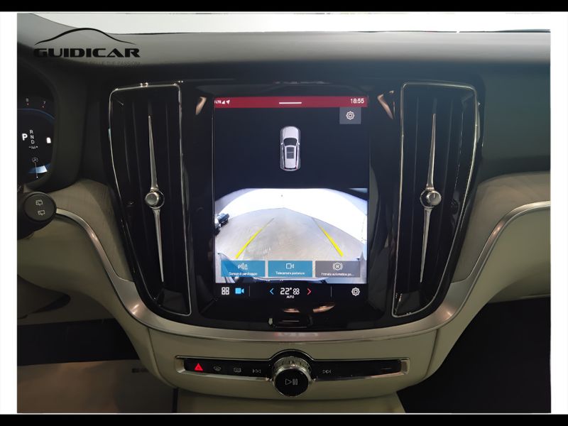 GuidiCar - VOLVO V60 1 V60 PLUS DARK B4 AUT Nuovo