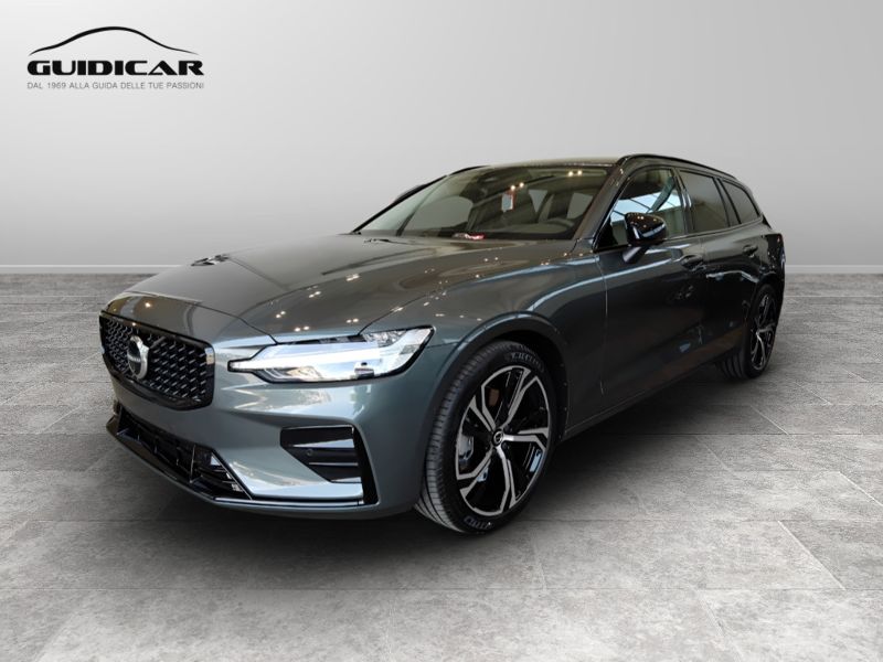 GuidiCar - VOLVO V60 1 V60 PLUS DARK B4 AUT Nuovo