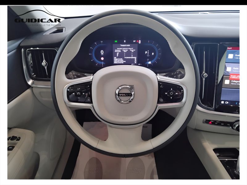 GuidiCar - VOLVO V60 1 V60 PLUS DARK B4 AUT Nuovo