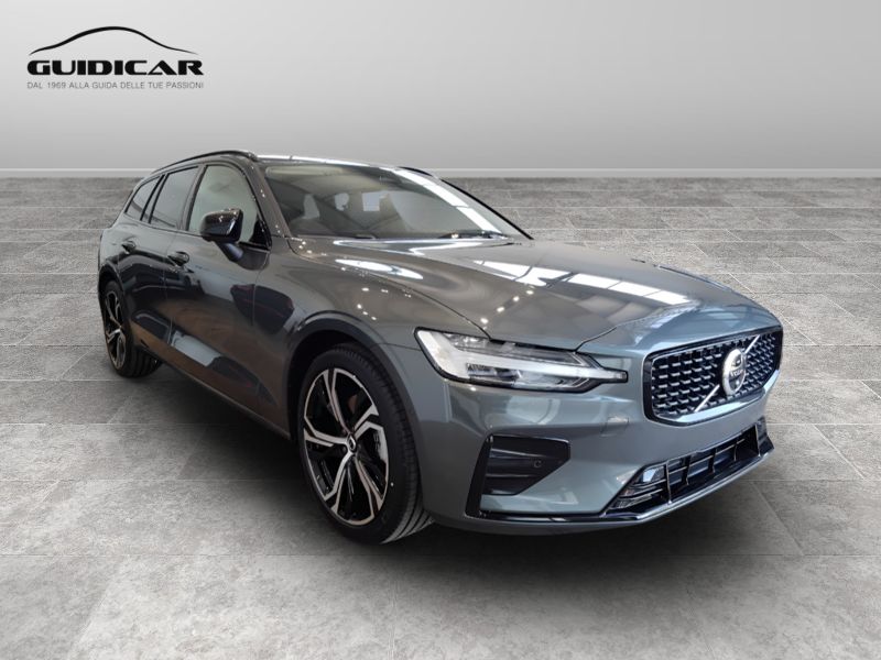 GuidiCar - VOLVO V60 1 V60 PLUS DARK B4 AUT Nuovo