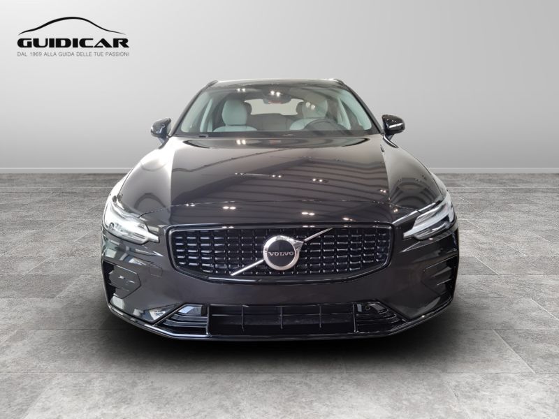 GuidiCar - VOLVO V60 1 V60 PLUS DARK B4 AUT Nuovo