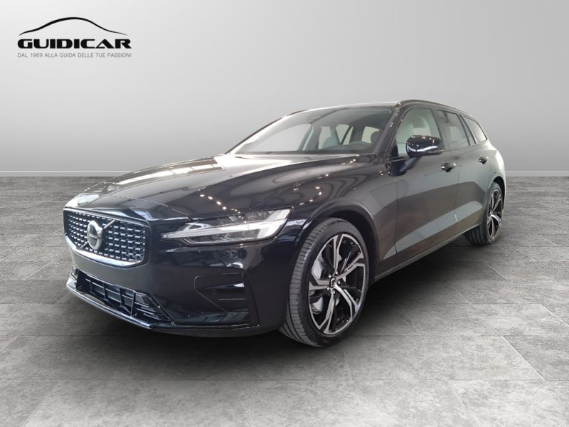 GuidiCar - VOLVO V60 1 V60 PLUS DARK B4 AUT Nuovo