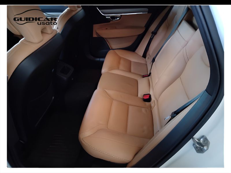 GuidiCar - VOLVO V90 2019 V90 Cross Country 2.0 d4 awd geartronic my19 Usato