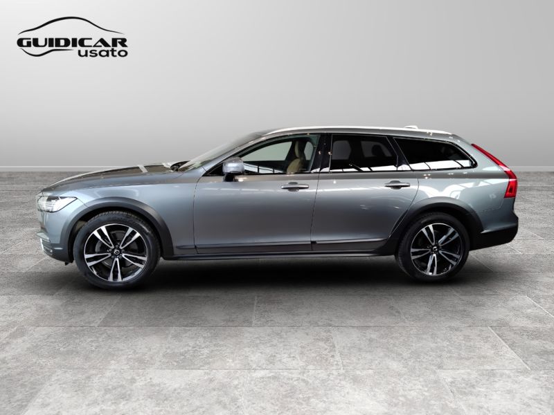 GuidiCar - VOLVO V90 2020 V90 Cross Country 2.0 d4 Pro awd geartronic my20 Usato