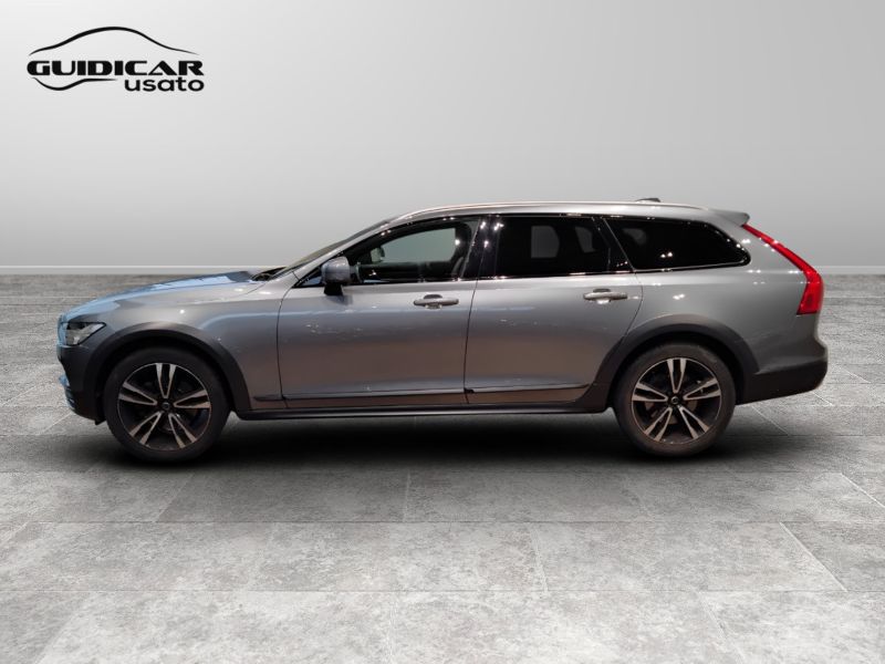 GuidiCar - VOLVO V90 2020 V90 Cross Country 2.0 d4 Pro awd geartronic my20 Usato