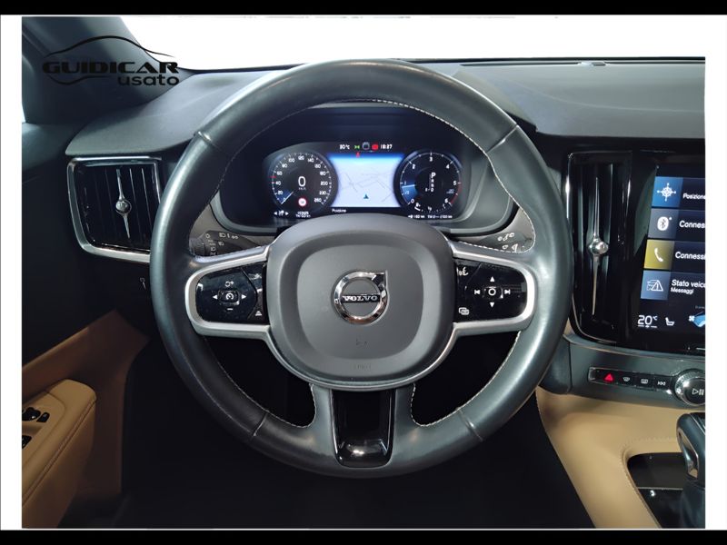 GuidiCar - VOLVO V90 2020 V90 Cross Country 2.0 d4 Pro awd geartronic my20 Usato