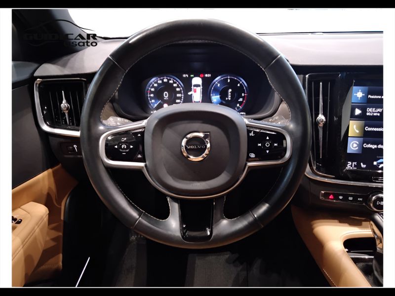 GuidiCar - VOLVO V90 2020 V90 Cross Country 2.0 d4 Pro awd geartronic my20 Usato