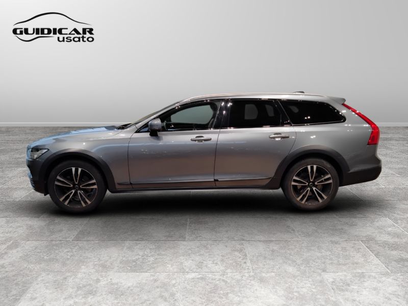 GuidiCar - VOLVO V90 2020 V90 Cross Country 2.0 d4 Pro awd geartronic my20 Usato