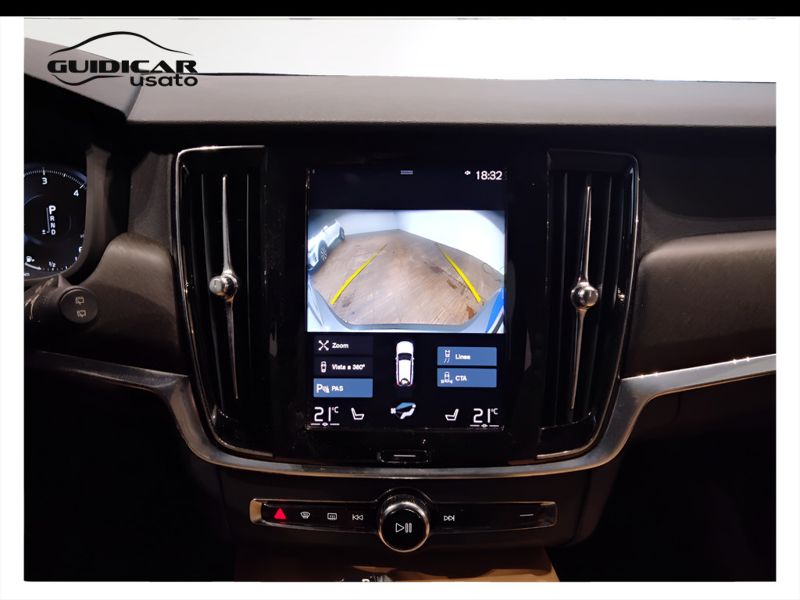 GuidiCar - VOLVO V90 2020 V90 Cross Country 2.0 d4 Pro awd geartronic my20 Usato