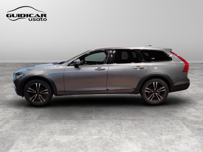 GuidiCar - VOLVO V90 2020 V90 Cross Country 2.0 d4 Pro awd geartronic my20 Usato