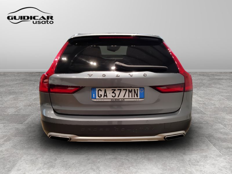 GuidiCar - VOLVO V90 2020 V90 Cross Country 2.0 d4 Pro awd geartronic my20 Usato