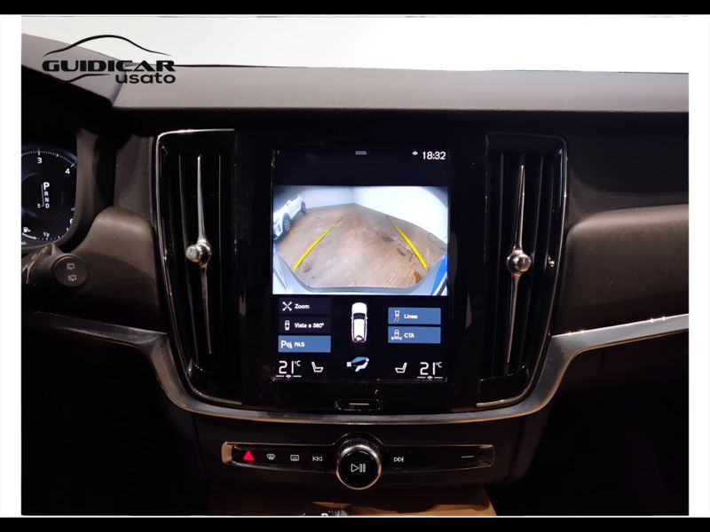 GuidiCar - VOLVO V90 2020 V90 Cross Country 2.0 d4 Pro awd geartronic my20 Usato