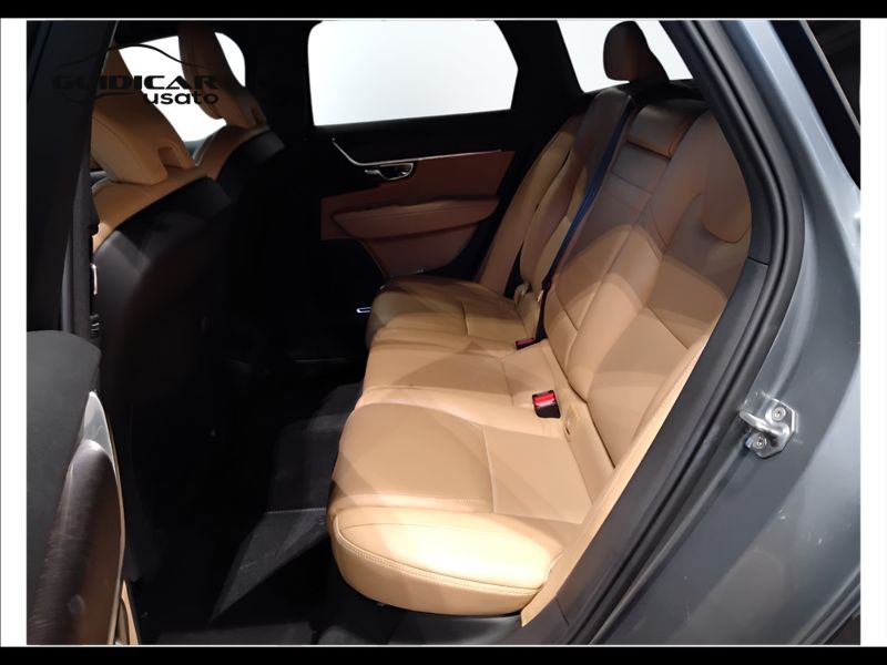 GuidiCar - VOLVO V90 2020 V90 Cross Country 2.0 d4 Pro awd geartronic my20 Usato
