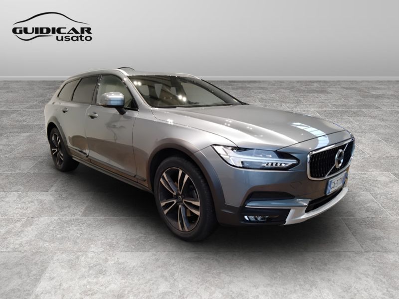 GuidiCar - VOLVO V90 2020 V90 Cross Country 2.0 d4 Pro awd geartronic my20 Usato