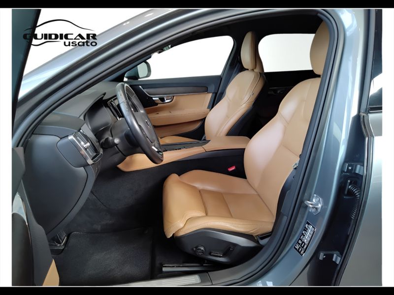 GuidiCar - VOLVO V90 2020 V90 Cross Country 2.0 d4 Pro awd geartronic my20 Usato