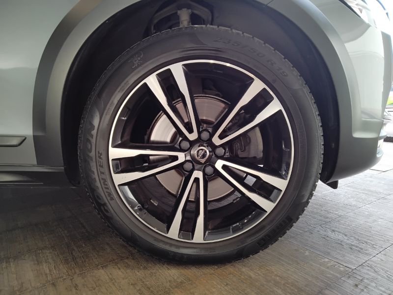 GuidiCar - VOLVO V90 2020 V90 Cross Country 2.0 d4 Pro awd geartronic my20 Usato