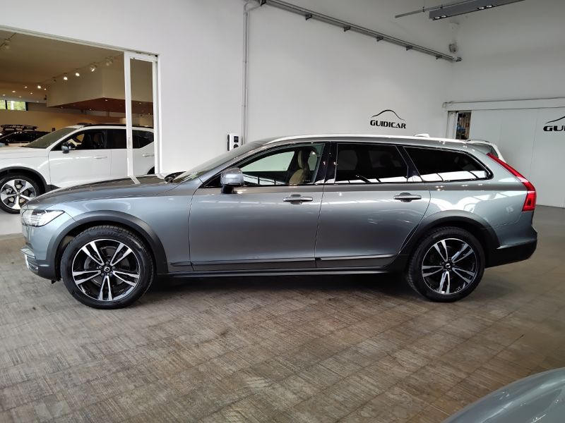 GuidiCar - VOLVO V90 2020 V90 Cross Country 2.0 d4 Pro awd geartronic my20 Usato