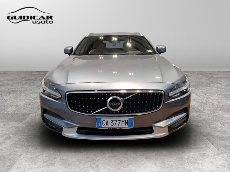 GuidiCar - VOLVO V90 2020 V90 Cross Country 2.0 d4 Pro awd geartronic my20 Usato