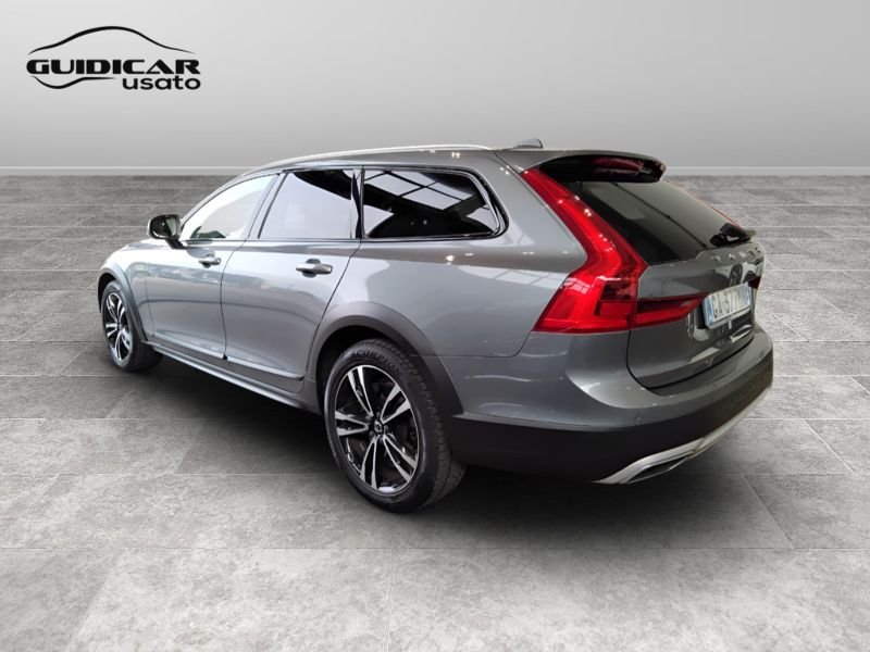 GuidiCar - VOLVO V90 2020 V90 Cross Country 2.0 d4 Pro awd geartronic my20 Usato