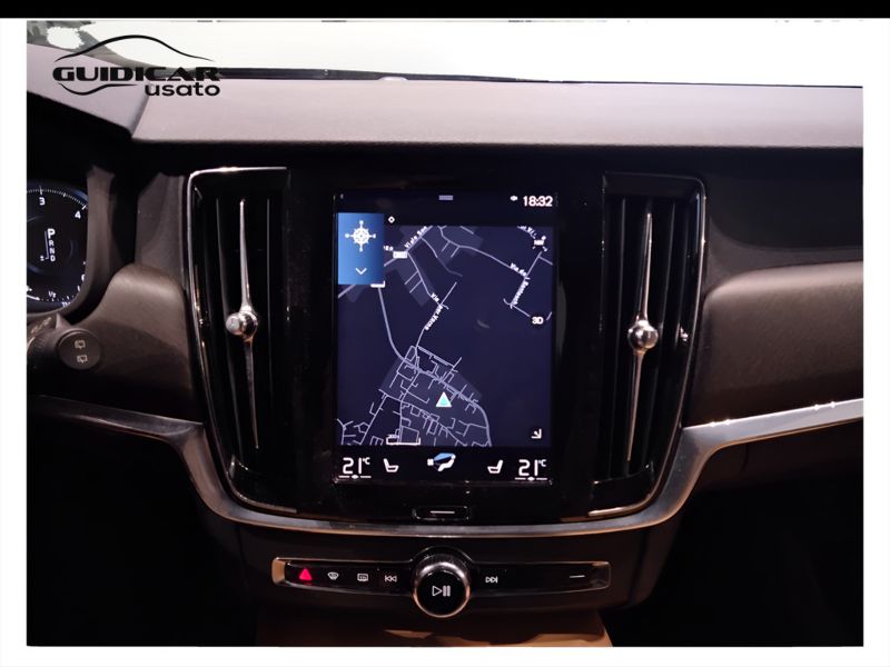 GuidiCar - VOLVO V90 2020 V90 Cross Country 2.0 d4 Pro awd geartronic my20 Usato